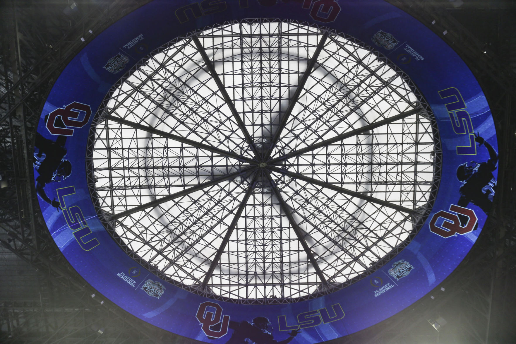 Mercedes-Benz ceiling
